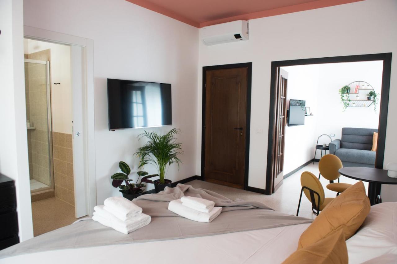 Le Terrazze Del Duca San Pietro Guesthouse โรม ภายนอก รูปภาพ