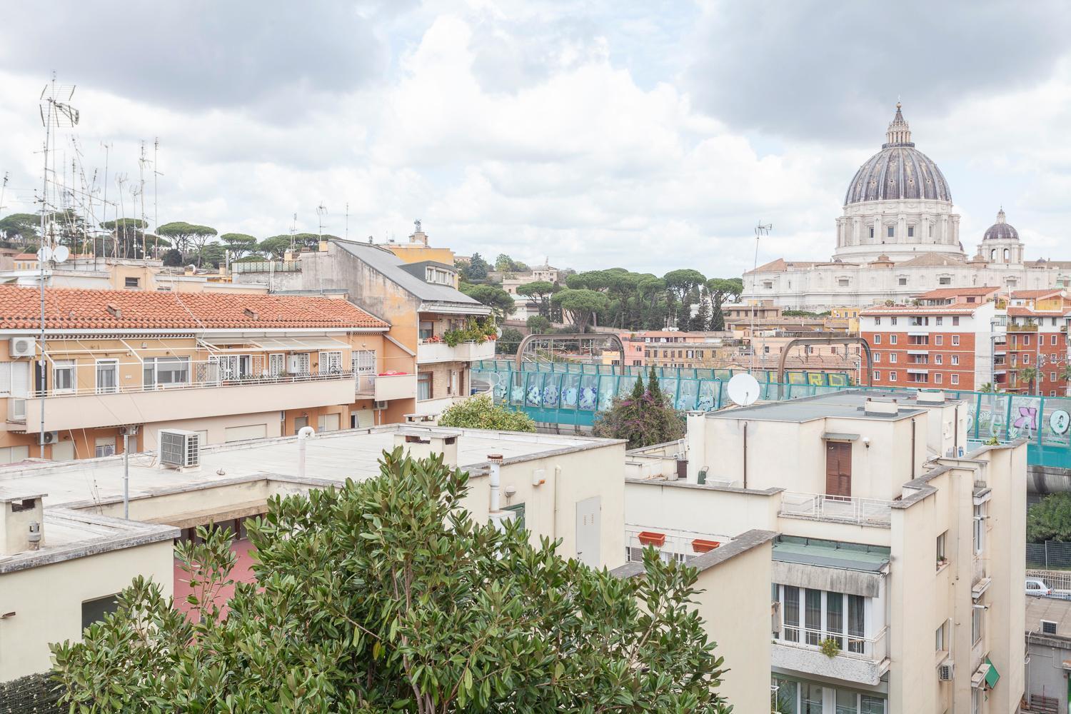 Le Terrazze Del Duca San Pietro Guesthouse โรม ภายนอก รูปภาพ
